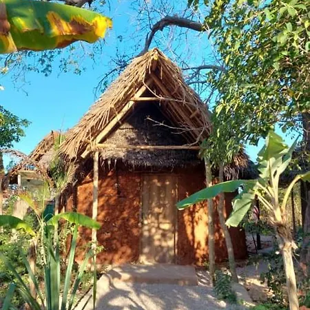Baobab Safari Lodge Mtende Beach